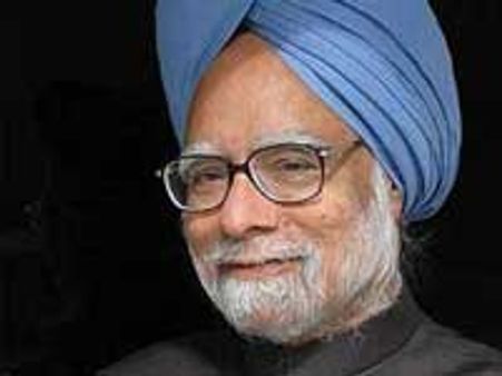 Manmohan Singh to watch Kurbaan's premier