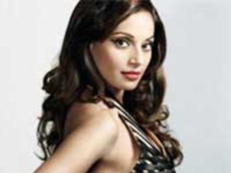 Bipasha revealing the secret behind her hot body