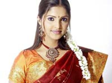 Sanchita Padukone excited about stunts in Ravana