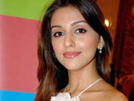 Aarti Chhabria denies dating Headley