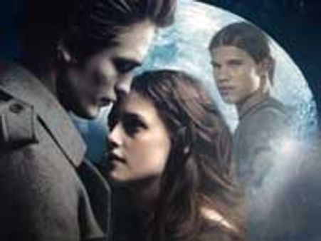 Twilight Saga: New Moon Review and fans' feedback