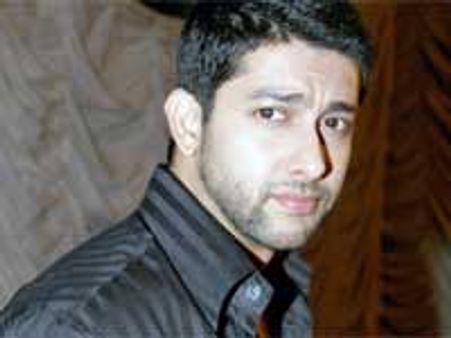 Aftab Shivdasani debuting in Kannada film