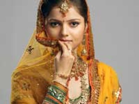 Ammaji to be punished in Chhoti Bahu