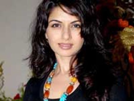 Bhagyashree pays tribute in 26/11 video