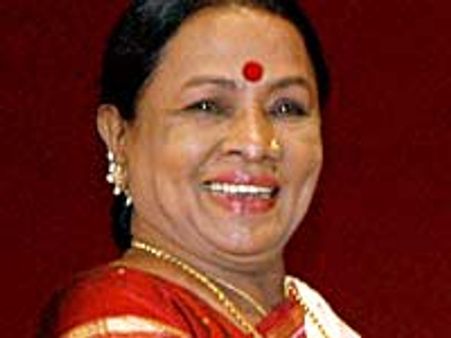 Manorama under goes knee operation