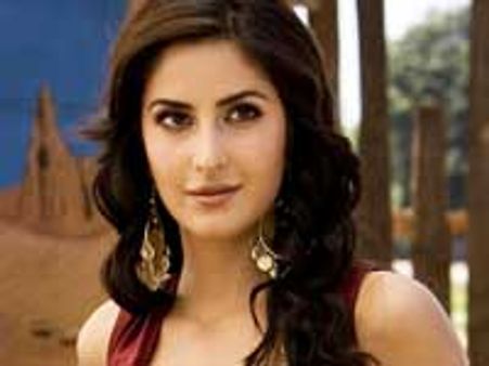 Katrina Kaif calls in her mom to fight loneliness