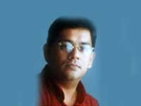 Sanjeev Sivan gets Vasudha Award at IFFI