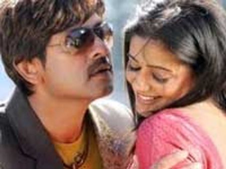 Pravarakhyudu – Review