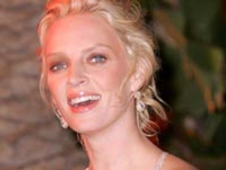 Uma Thurman denies romancing Robert Pattinson