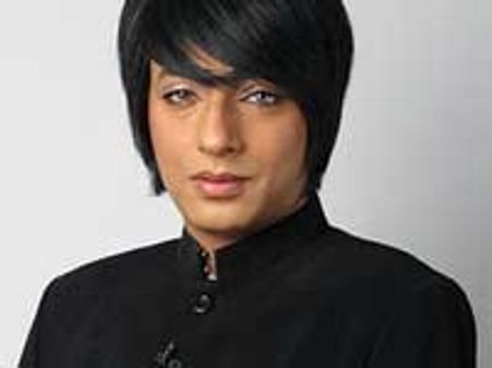 KRK tried to get physical with Rohit in Bigg Boss