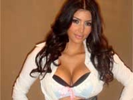 Kardashians buy undies with boyfriends’ zodiac signs