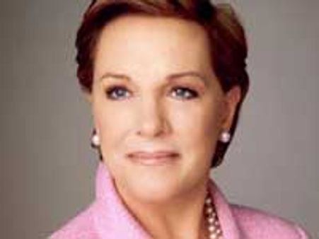 Julie Andrews likens singing after throat op