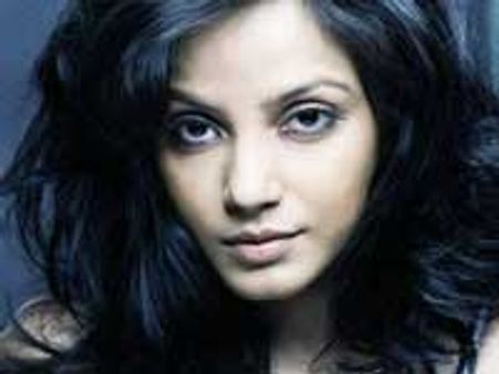 Neetu Chandra wants to break her virginity