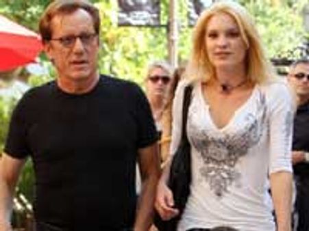 James Woods' ex-lover sues infidelity site