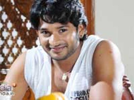 Badmaash releases on Valentine's day