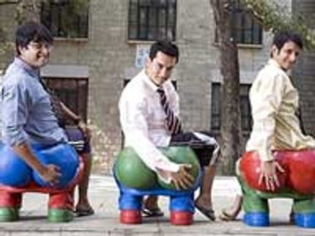 3 Idiots grosses 100 crores in 4 days