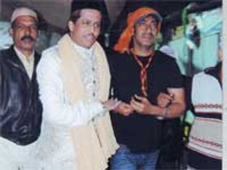 Ajay Devgan visits Ajmer Sharif