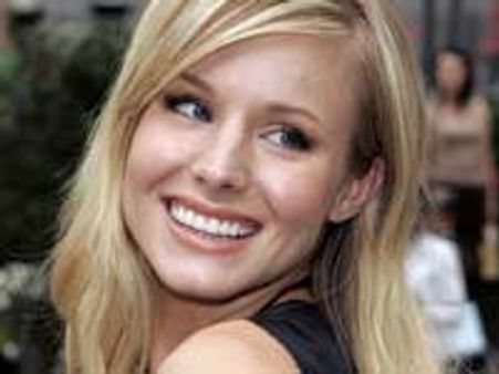 Kristen Bell bewitched by Christina Aguilera, Cher