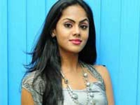 Karthika replaces Tamanna in Ko