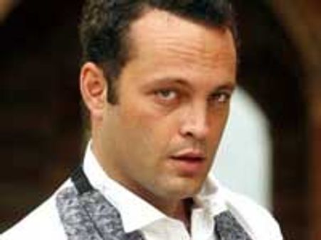 Vince Vaughn marries girlfriend secretly
