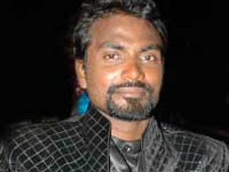 Remo sports jazzy accessories on DID2