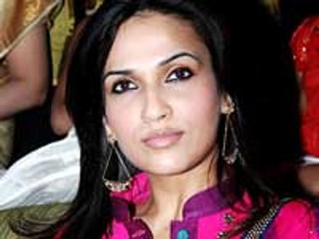 Wedding bells for Soundarya Rajinikanth