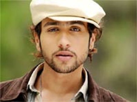 Adhyayan breaks his silence on Kangana