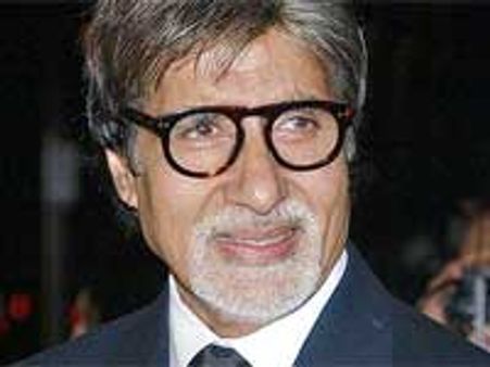 Amitabh Bachchan comes in Lift Kara De