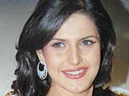 Zarine Khan not to be seen in bikini on screen!
