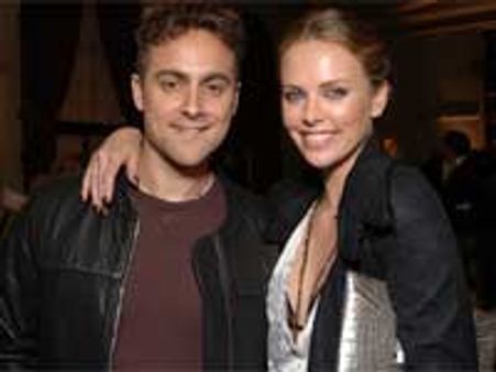 Charlize Theron splits with Stuart Townsend