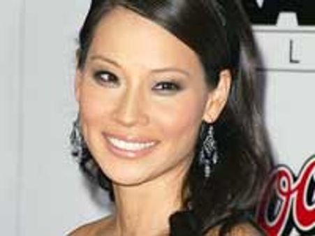 Lucy Liu sneaks out of India after shooting Meena