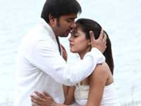 Thamizh Padam overshadows Goa