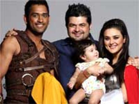 Something cooking between Preity Zinta and Dhoni?