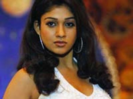 Nayantara, Prabhu Deva to dance together?