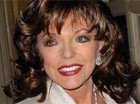 Joan Collins’ femme fatale photo shoot