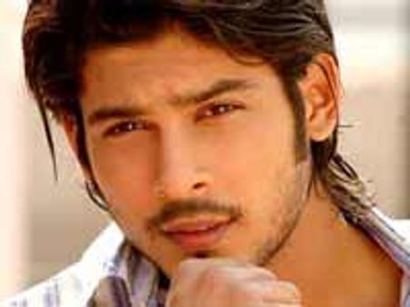 Siddharth Shukla's special Valentine's Day