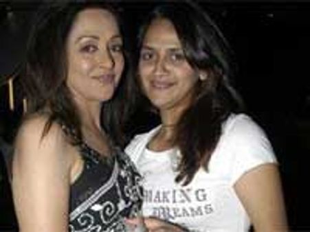 Hema Malini hates size zero girls