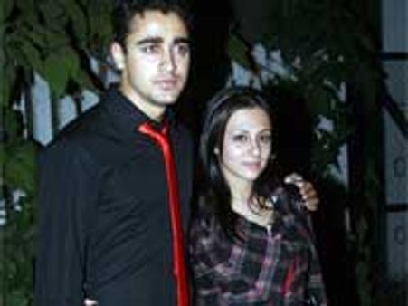 Imran Khan watched Valentine's Day with Avantika