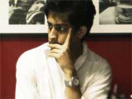 Karthik Calling Karthik director ready for change