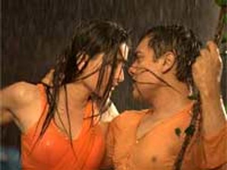 Aamir Khan’s 3 Idiots swept 55th Filmfare Awards