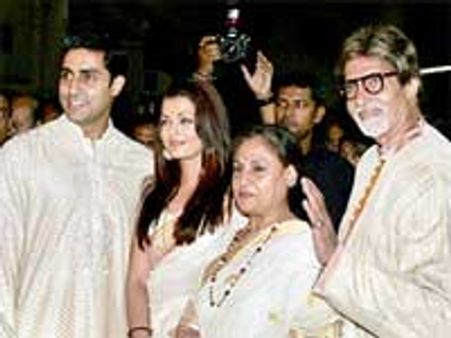 Bachchans going to London Asian Film Festival