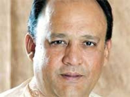 Thakur Uday Pratap loses it