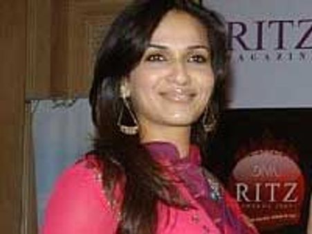 Soundarya Rajinikanth in trouble again!