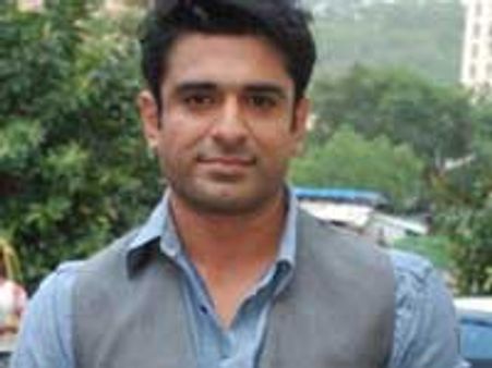 Eijaz Khan scared of link-ups