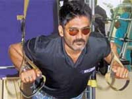 Suniel Shetty launches Anytime Fitness