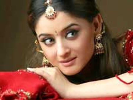 Colleagues conniving to throw Mahi out?