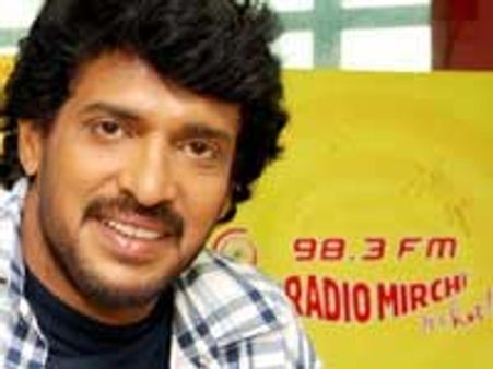 Upendra offers to adopt six-year-old girl