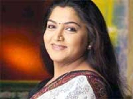 Khushboo decides a comeback in Bollywood