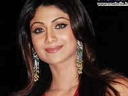 Shilpa,Warsi, Hegde to judge Zara Nachke Dikha?