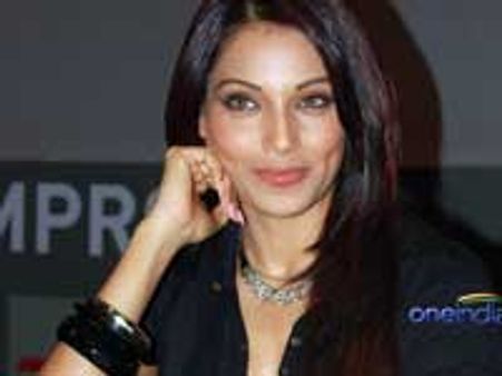 Bipasha Basu is Maradona's fantasy figure